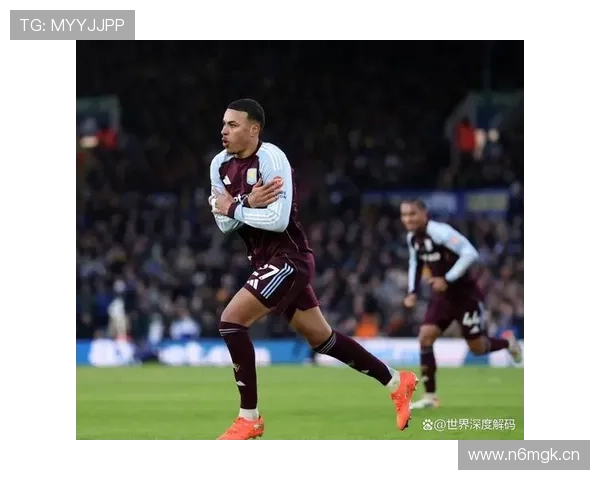 比赛中维拉扳平前的紧张时刻 比赛中维拉扳平前的紧张时刻